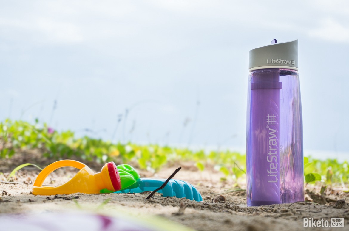 小滤芯大作用 LifeStraw Go生命吸管水壶二代