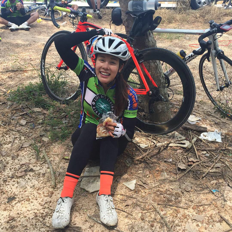 Cervelo赞助泰国女神级车手 闪电惨遭挖角