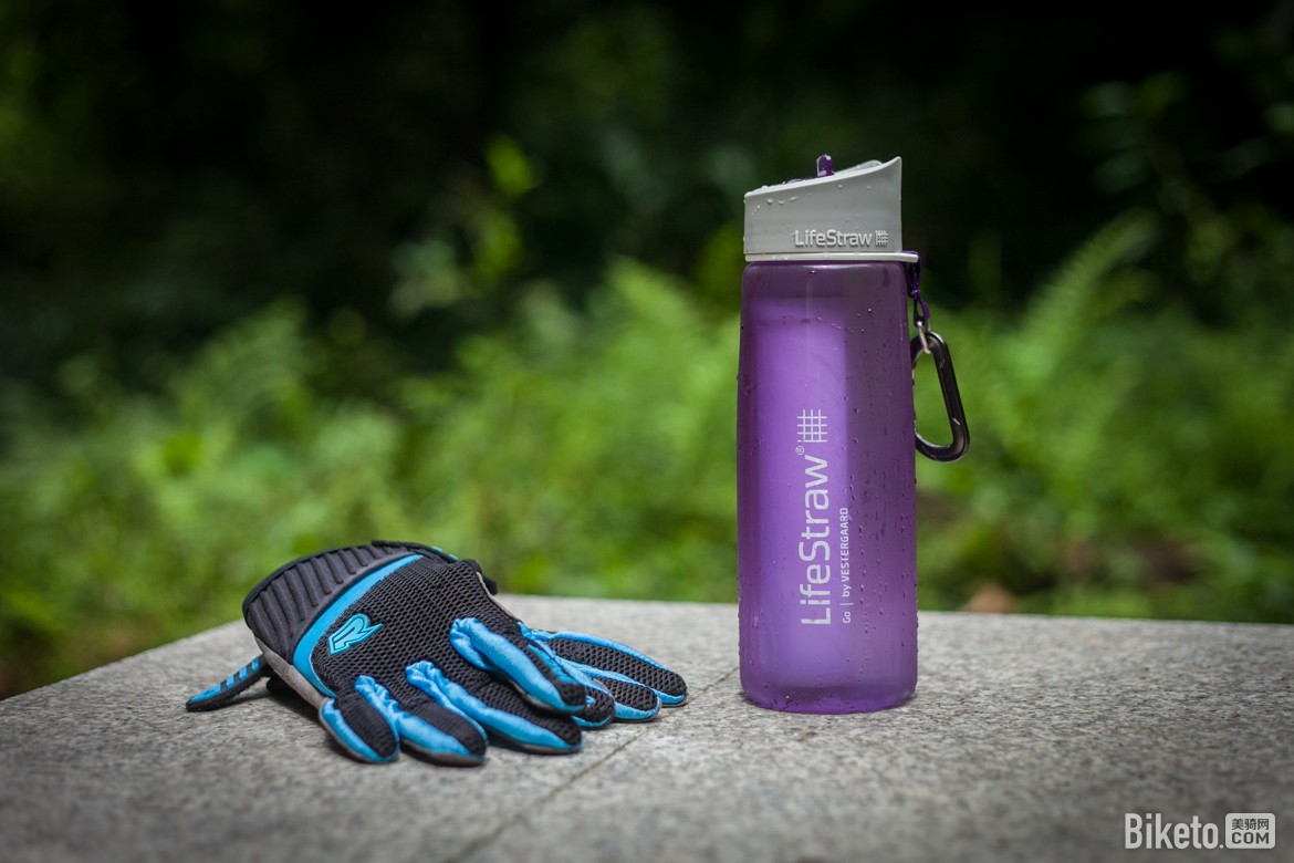 小滤芯大作用 LifeStraw Go生命吸管水壶二代