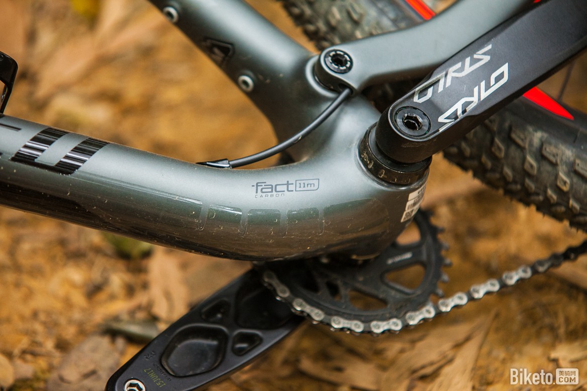 智能小子：Specialized Epic Expert 29er
